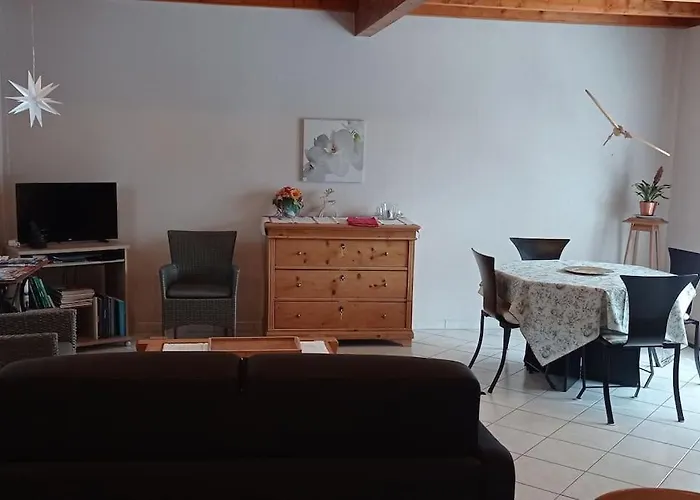 La Maison Chez Doris Et Francis Vakantiehuis